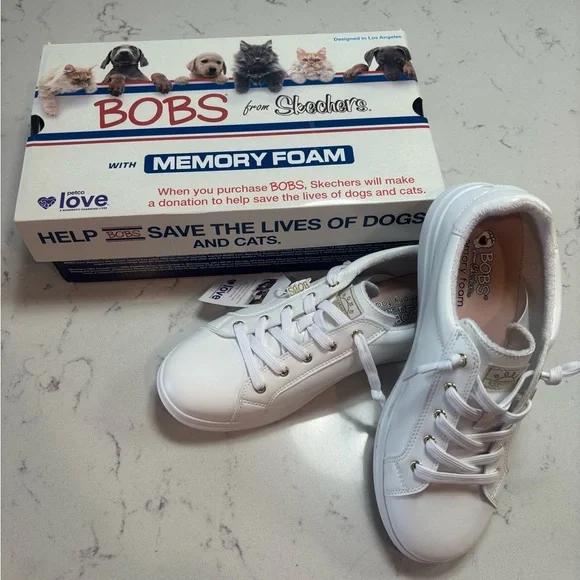 New BOBS D’vine Instant Delight Memory Foam White Sneakers - Size 9.5 - Picture 8 of 9